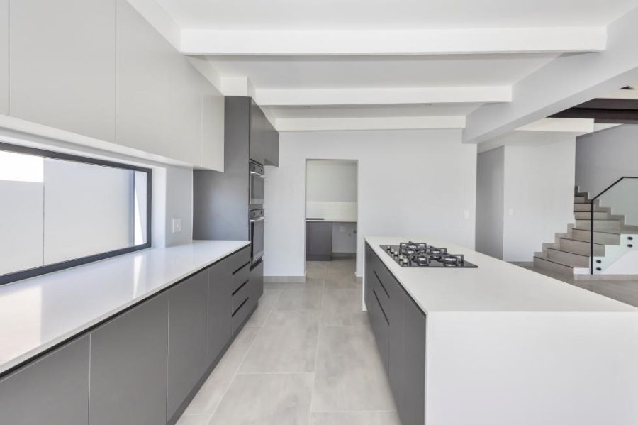 4 Bedroom Property for Sale in Sandown Western Cape